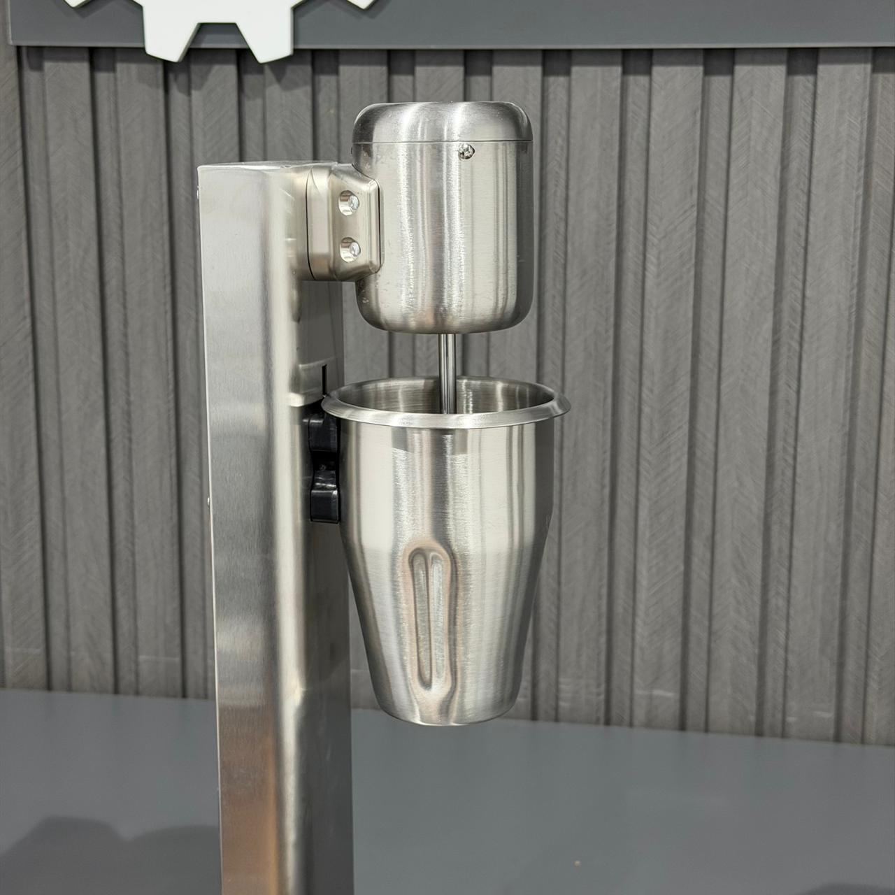 آلة ميلك شيك