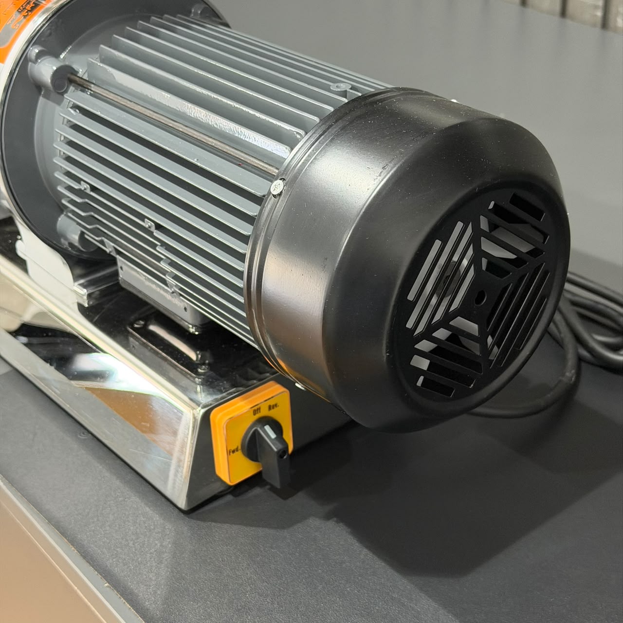 meat-grinder-electric-motor.jpg