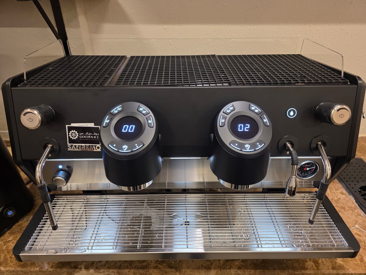 sanremo-f18-sb-dual-group-espresso-machine-front-02.webp