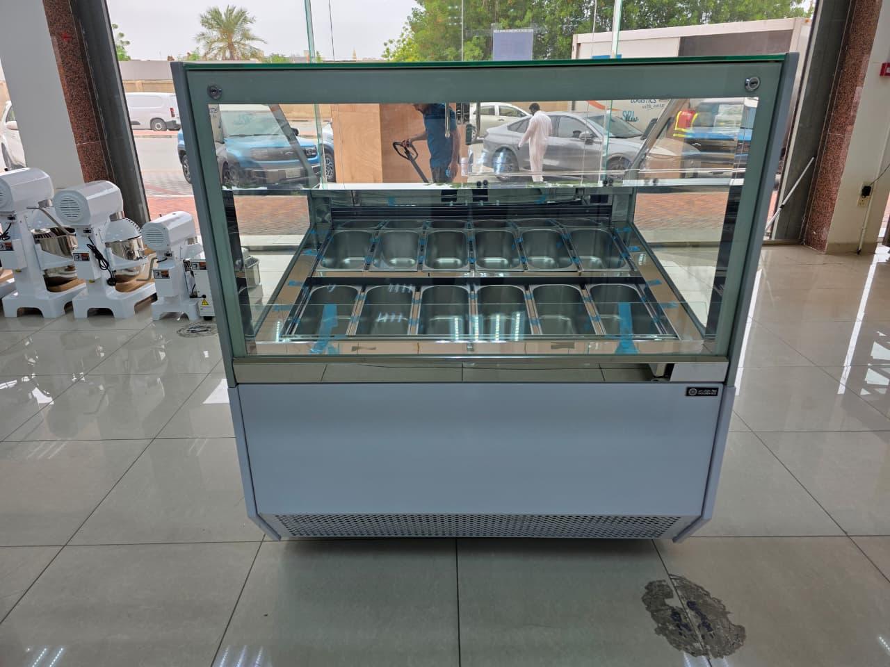 ثلاجة عرض ايس كريم 12 بولة