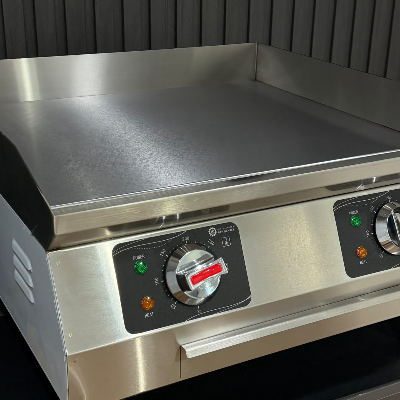 Golden-Ice-Griddle-Dual-Control-Front-View-1.jpeg